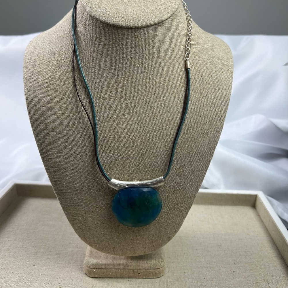 Chico’s Silver Tone Blue & Green Acrylic Necklace